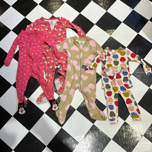 Pjs 12-18 months - Picture 1 of 1